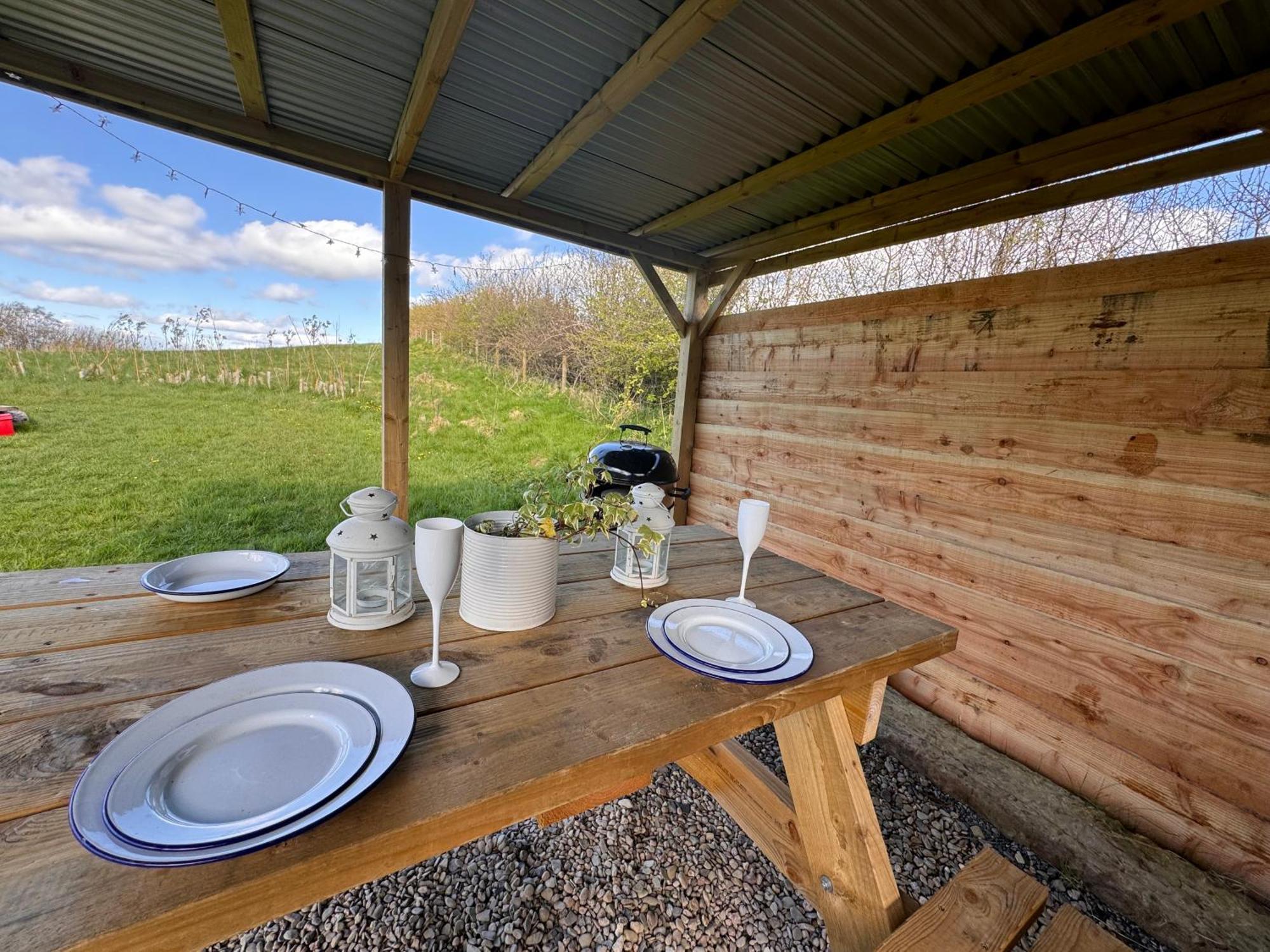 Geodesic Dome Glamping Hotel Llanidloes Exterior photo
